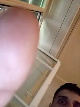 Snapshot of Xtremem00d chatting on September 18, 2025, 12:29 pm Xtremem00d online show from September 18, 2025, 12:29 pm