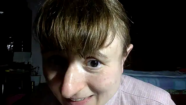 KlavdiaPetrivna online show from April 3, 2026, 2:31 am