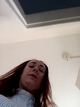 Snapshot of Teagan_B chatting on September 9, 2025, 8:25 am Teagan B online show from September 9, 2025, 8:25 am