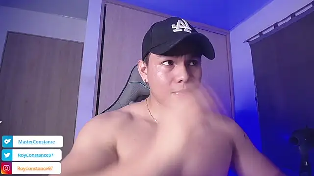 Snapshot of RoyConstance chatting on March 18, 2025, 2:36 am RoyConstance online show from March 18, 2025, 2:36 am