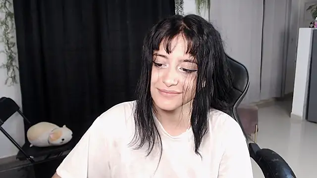 liz-beths online show from February 3, 2026, 2:53 am