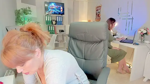 Snapshot of Butterflyblue_dream chatting on March 11, 2025, 2:40 pm Butterflyblue dream online show from March 11, 2025, 2:40 pm