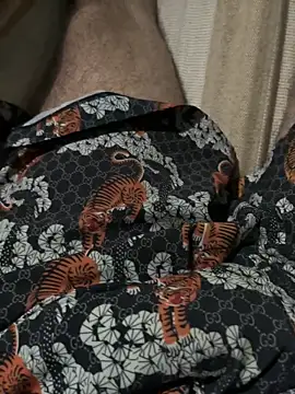 smithrosinha online show from April 8, 2026, 5:40 am