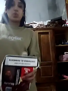 Katrin44a online show from November 26, 2025, 4:13 am