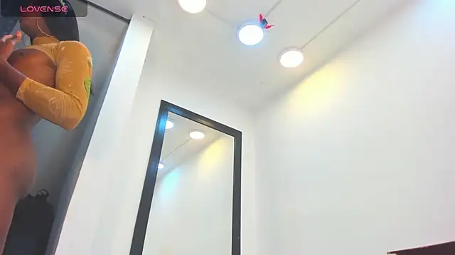 vera candella online show from March 13, 2026, 10:33 am