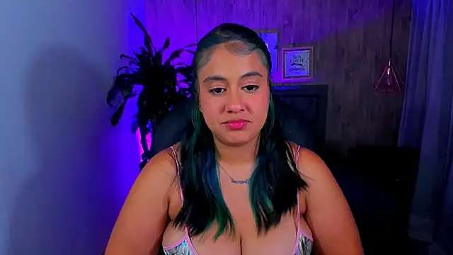 Snapshot of Xisu_ chatting on January 18, 2025, 6:56 am Xisu online show from January 18, 2025, 6:56 am