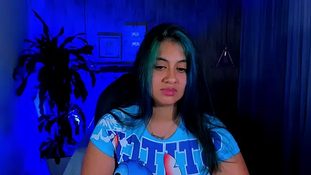 Snapshot of Xisu_ chatting on January 20, 2025, 12:28 pm Xisu online show from January 20, 2025, 12:28 pm