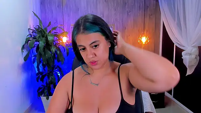 Snapshot of Xisu_ chatting on January 21, 2025, 4:43 am Xisu online show from January 21, 2025, 4:43 am