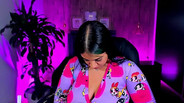 Snapshot of Xisu_ chatting on February 19, 2025, 10:01 am Xisu online show from February 19, 2025, 10:01 am