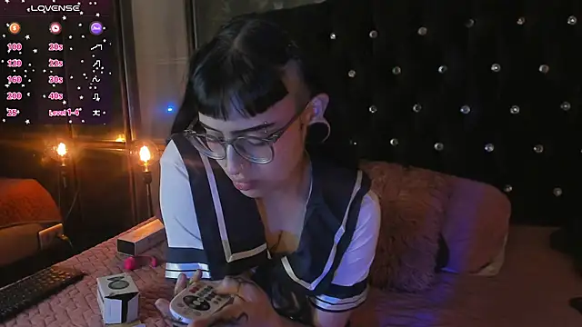 Cintya Kros online show from October 29, 2025, 7:15 pm