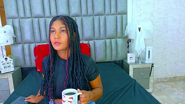 AlisonJaimes online show from October 8, 2025, 1:20 pm