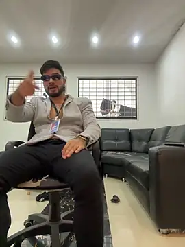  tony8 online show from October 31, 2025, 6:09 pm