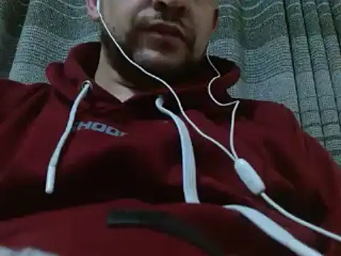 Snapshot of camiloking1720 chatting on December 2, 2024, 3:15 am camiloking1720 online show from December 2, 2024, 3:15 am