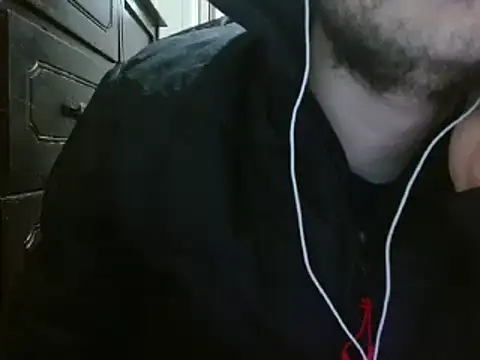 Snapshot of camiloking1720 chatting on December 22, 2024, 2:39 am camiloking1720 online show from December 22, 2024, 2:39 am