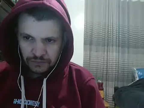 Snapshot of camiloking1720 chatting on January 18, 2025, 7:26 pm camiloking1720 online show from January 18, 2025, 7:26 pm