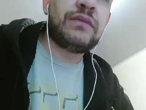 Snapshot of camiloking1720 chatting on January 26, 2025, 12:26 am camiloking1720 online show from January 26, 2025, 12:26 am