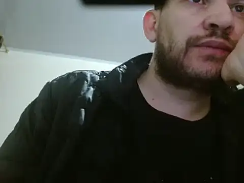 Snapshot of camiloking1720 chatting on February 13, 2025, 3:46 pm camiloking1720 online show from February 13, 2025, 3:46 pm