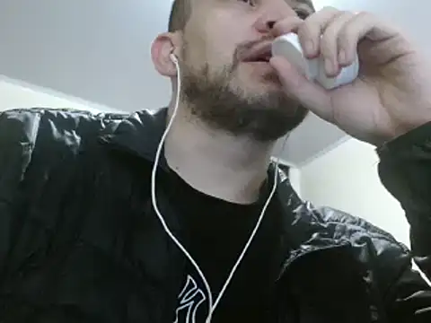 Snapshot of camiloking1720 chatting on February 17, 2025, 8:58 pm camiloking1720 online show from February 17, 2025, 8:58 pm