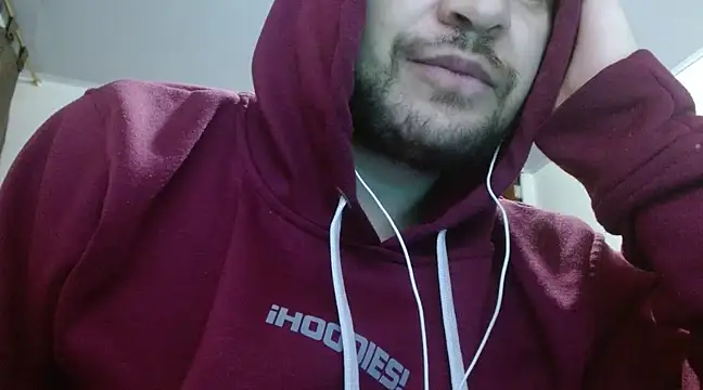 Snapshot of camiloking1720 chatting on March 14, 2025, 5:16 am camiloking1720 online show from March 14, 2025, 5:16 am