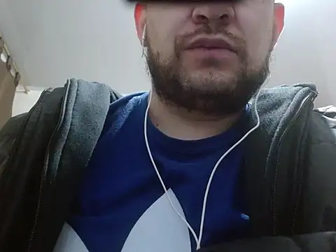 Snapshot of camiloking1720 chatting on October 1, 2025, 10:05 pm camiloking1720 online show from October 1, 2025, 10:05 pm