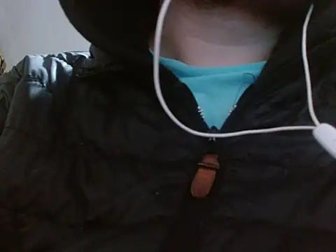 Snapshot of camiloking1720 chatting on October 12, 2025, 11:42 am camiloking1720 online show from October 12, 2025, 11:42 am