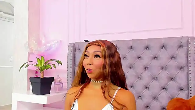 HaileeRoberts online show from March 27, 2026, 12:16 pm