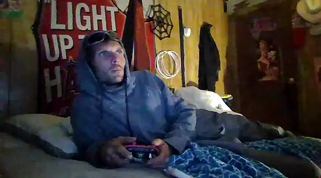 luke thighwalker2469 online show from December 21, 2024, 5:25 am