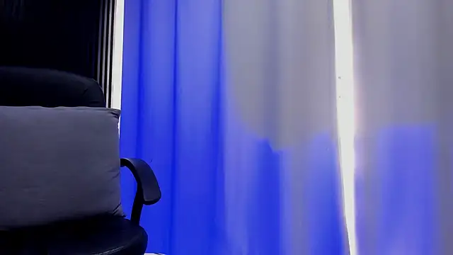 BambiiQueen online show from December 27, 2024, 7:14 pm