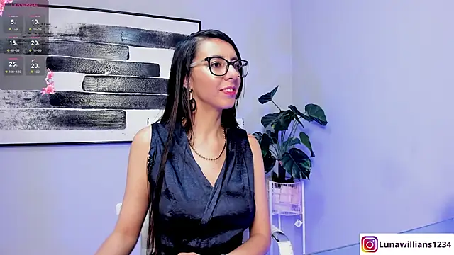 Snapshot of luna_willians chatting on January 29, 2025, 3:58 pm luna willians online show from January 29, 2025, 3:58 pm