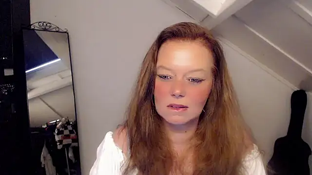Snapshot of roxanna24 chatting on March 15, 2026, 4:02 pm roxanna24 online show from March 15, 2026, 4:02 pm