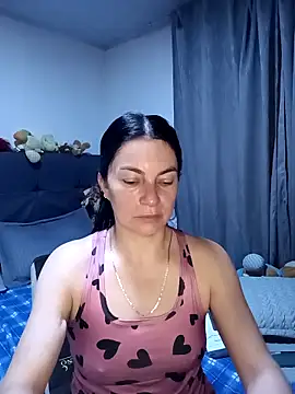 Snapshot of renata_hot1 chatting on May 2, 2026, 1:10 am renata hot1 online show from May 2, 2026, 1:10 am