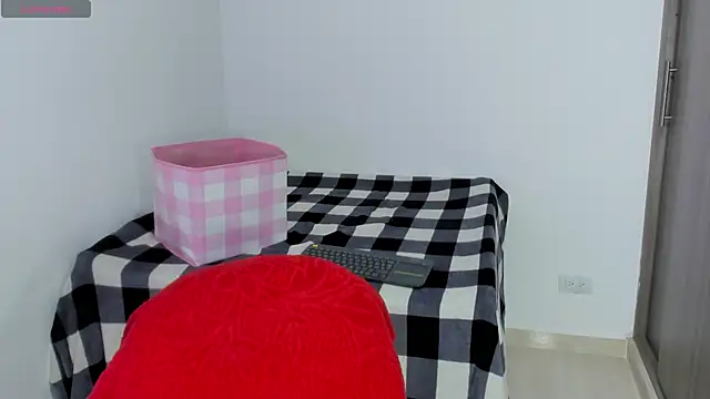 Snapshot of Natasha_su_ chatting on January 16, 2025, 11:59 pm Natasha su  online show from January 16, 2025, 11:59 pm