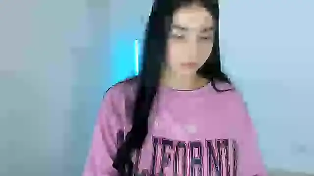 Snapshot of Natasha_su_ chatting on September 17, 2025, 11:17 pm Natasha su  online show from September 17, 2025, 11:17 pm