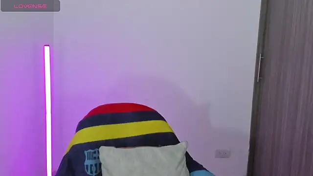 Natasha su  online show from March 5, 2026, 5:03 am