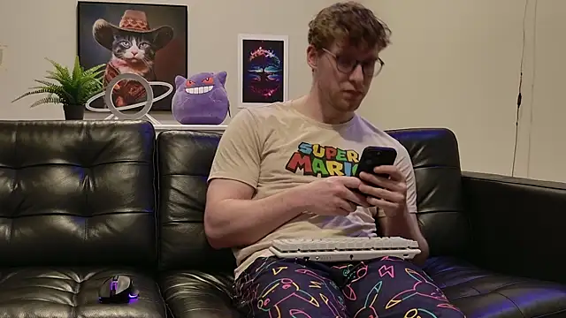 BlueEyedTallGuy94 online show from October 30, 2025, 1:51 am