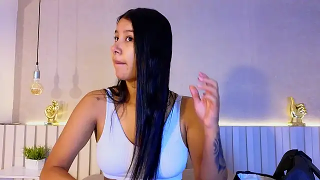 Snapshot of Aida_moreno chatting on March 17, 2026, 11:46 am Aida moreno online show from March 17, 2026, 11:46 am