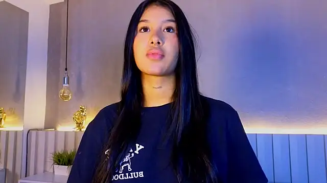 Snapshot of Aida_moreno chatting on April 9, 2026, 11:59 am Aida moreno online show from April 9, 2026, 11:59 am