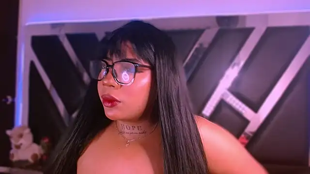 MelannyTylor online show from July 24, 2026, 4:21 am
