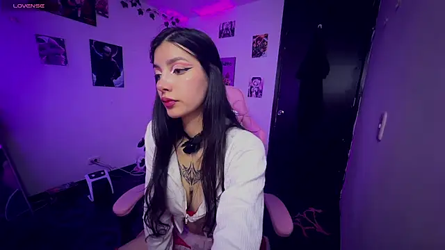 Snapshot of cami_mila9 chatting on February 11, 2026, 5:45 am cami mila9 online show from February 11, 2026, 5:45 am