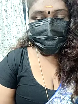 Snapshot of simran21 chatting on January 28, 2025, 2:42 pm simran21 online show from January 28, 2025, 2:42 pm