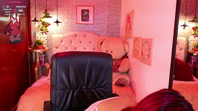 meghan nill online show from September 22, 2025, 2:57 am