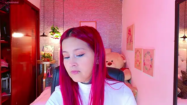 meghan nill online show from November 7, 2025, 2:55 am