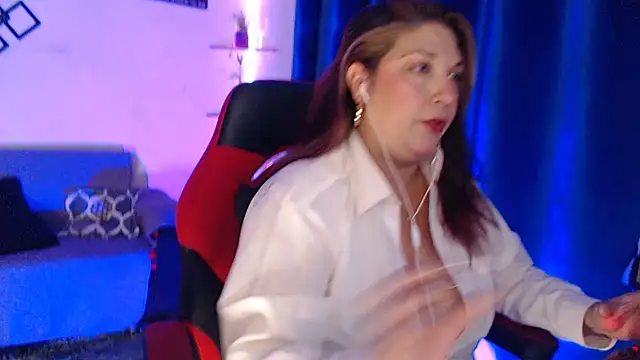 Scarlette thoms online show from October 11, 2025, 10:08 pm