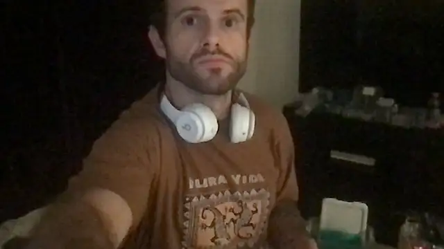 Snapshot of SpunCandy chatting on September 15, 2025, 1:38 am SpunCandy online show from September 15, 2025, 1:38 am