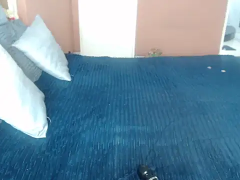 BlackJaguar30 online show from December 18, 2025, 5:35 am