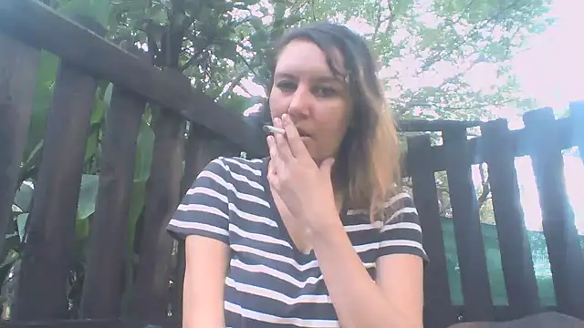 Snapshot of EksJouneMwah chatting on March 21, 2026, 1:16 pm EksJouneMwah online show from March 21, 2026, 1:16 pm