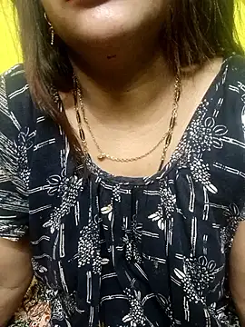 Sexyranibhabhi online show from May 17, 2026, 2:42 am