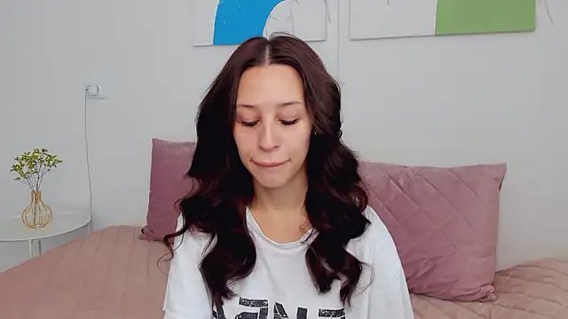 SelenaRousey online show from February 26, 2026, 7:40 am