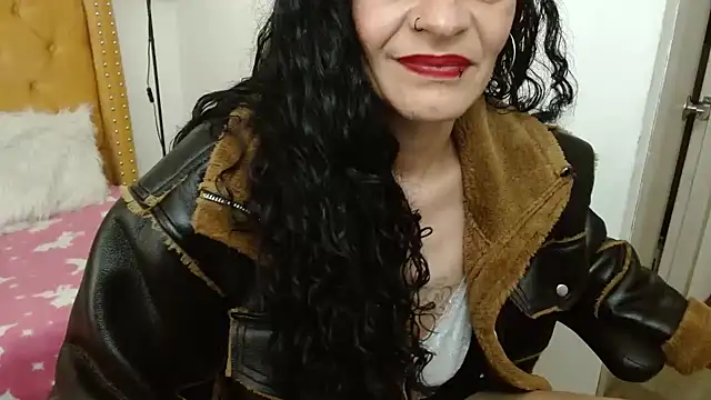 Snapshot of AlexandraJones_ chatting on February 25, 2025, 7:09 am AlexandraJones online show from February 25, 2025, 7:09 am