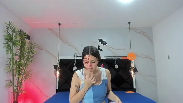 AngelaaCute  online show from October 27, 2025, 12:42 pm